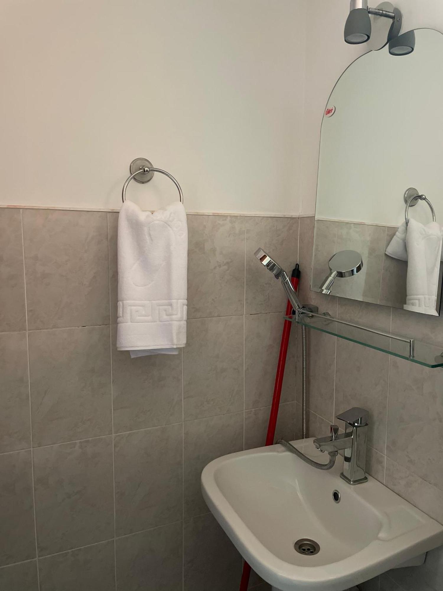 Casa Melania Villa Ieşelniţa Exterior foto