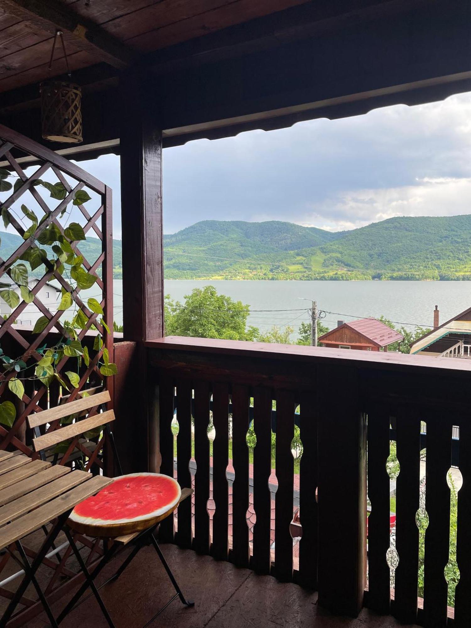 Casa Melania Villa Ieşelniţa Exterior foto